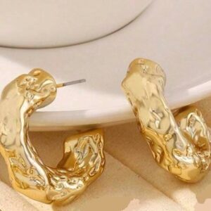 Golden textured C design earrings