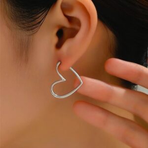 Heart shaped hoops (silver)