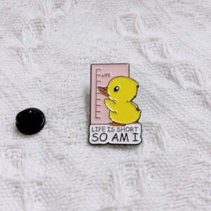 Smol duck brooch pin badge